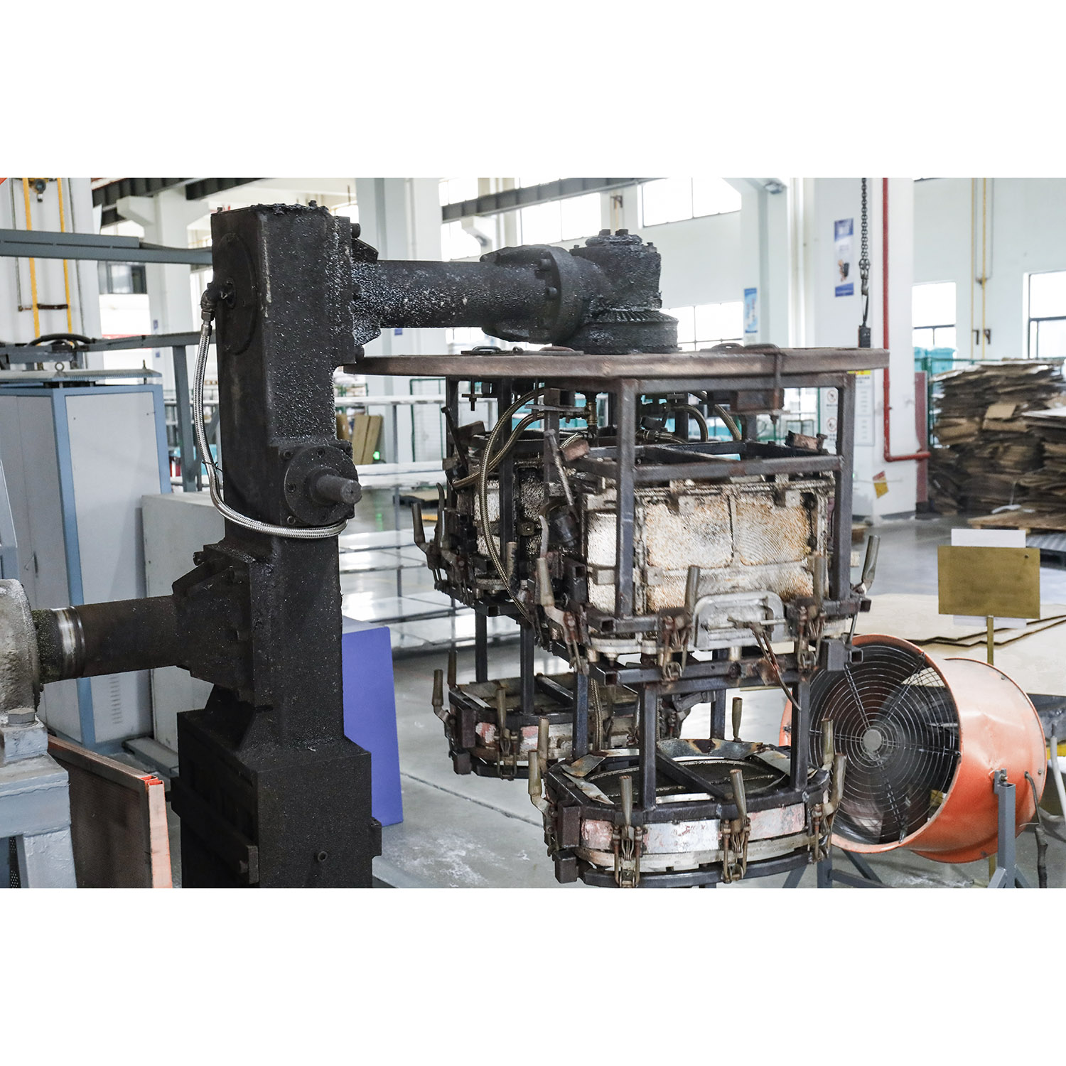 Máquina de moldeo rotacional tipo carrusel Clamshell en China